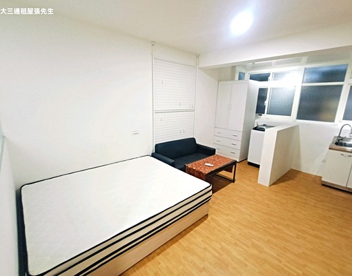 近菜寮站小資族溫馨獨立採光套房可代收垃圾大空間 - Image 3