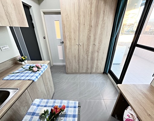 大里電梯套房👍陽台流理台💯機車位❇️租屋補助【加賴聯絡】 - Image 3