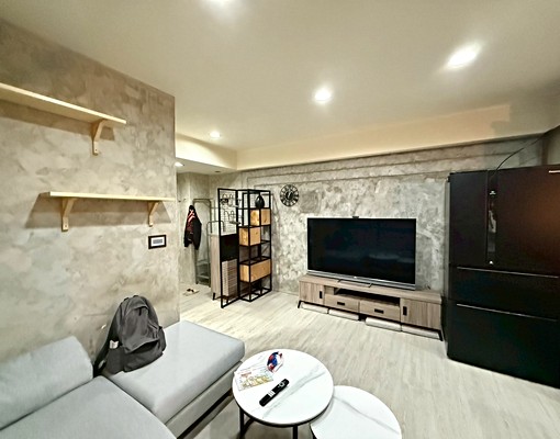 中山國小✨包裹垃圾代收✨台水電✨租補入籍✨獨洗曬✨大空間 - Image 10