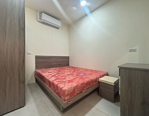 德霖技術學院全新裝潢1房一廳一衛衣櫥家具家電全新 - Image 5