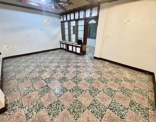 東區透天|可租補|可營登|近進德國小 - Image 3