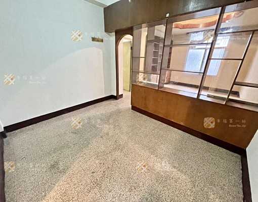 東區透天|可租補|可營登|近進德國小 - Image 9