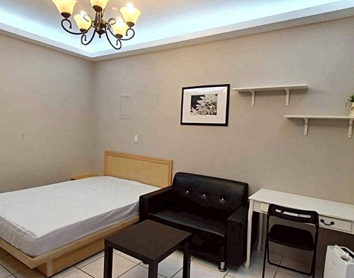 稀有釋出採光好有陽台的優質大套房生活機能完善交通便利可租補 - Image 2