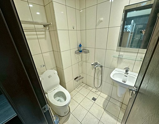 近甘肅文心漢口青海西屯近逢甲商圈!!!(雙租補) - Image 7