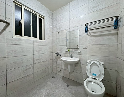 獨家✨全室裝潢【三房大公寓】多頂樓使用空間🌻台灣§長腿曾妹 - Image 10