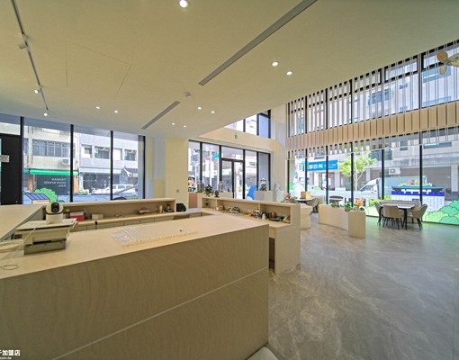 ❗Ｒ12捷運站❗超顯眼14米大面寬角窗店霸❗