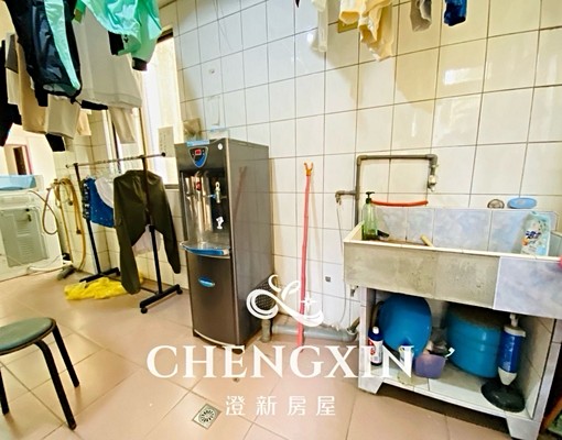 可養一隻貓/限女性/可租補報稅/包裹代收/洗澡用瓦斯/有電梯 - Image 6