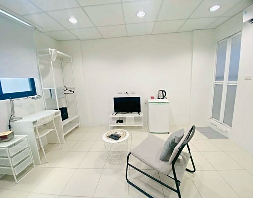 誠品旁勤美商圈公寓5樓安全舒適採光好停車可短租租補寵物 - Image 2