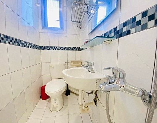 誠品旁勤美商圈公寓5樓安全舒適採光好停車可短租租補寵物 - Image 4