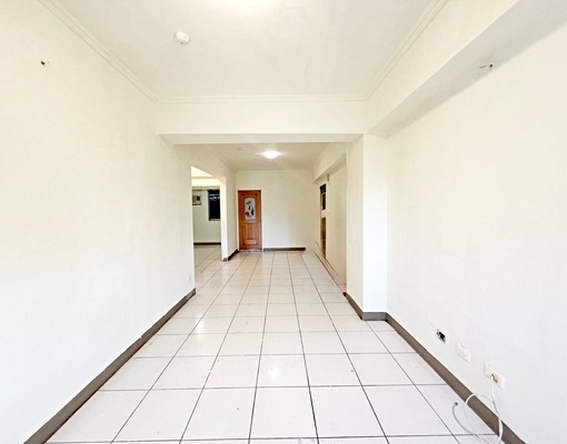 ⭐可租補⭐福德巴黎明亮大兩房~ - Image 2