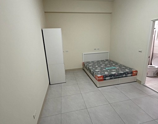 全新白色精緻溫馨電梯陽台套房獨立洗衣機機車位 - Image 2