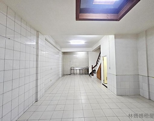 永康大橋車庫透天四房 - Image 5