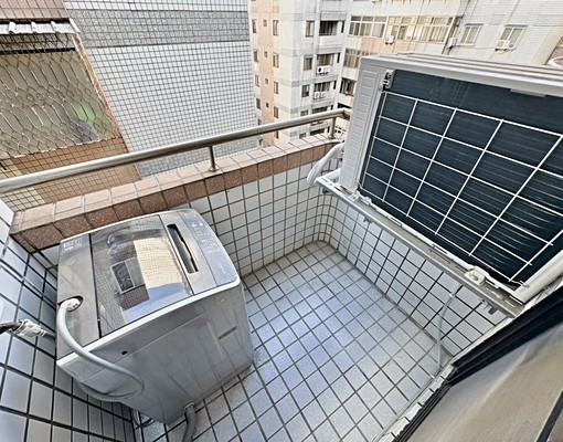 可租補✨嶺東精科園區✨舒適大套房✨獨洗獨曬 - Image 9