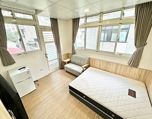 可租屋補助🌟陽台獨洗🌟一層兩戶🌟流理台🌟衛浴開窗 - Image 4