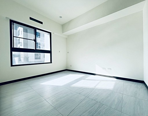 你沒看過的U型陽台❓良勳森悅三房平車含管可租補 - Image 7