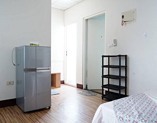 愛姐の一中街屋❤️可租補中友中科大台體大❤️陽台飲水機子母車 - Image 7