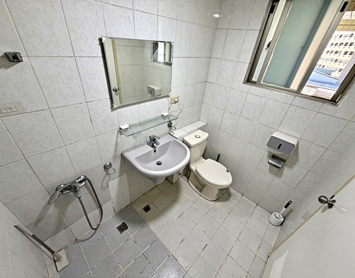 近捷運站🔥正一房一廳🔥台水電🔥 - Image 9