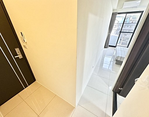 勤益超超超秒殺🔥💫台電計費可租補💥整棟全新💥包裹代收 - Image 8