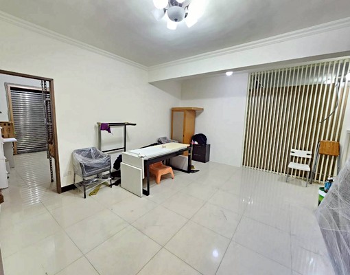 三面採光多功能店面宅❤️適合住家/美業/咖啡/網路工作室/ - Image 1