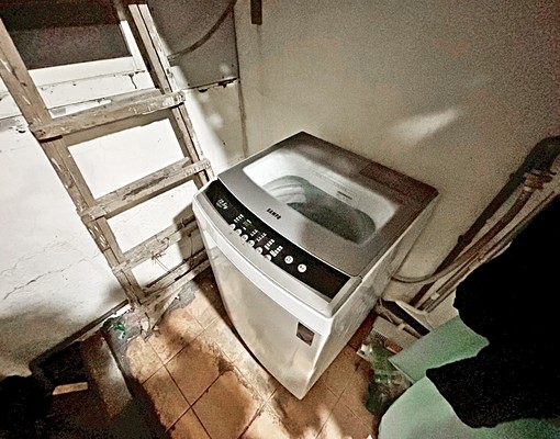 捷運新莊◆超值套房◆採光曬衣窗★限男 - Image 6