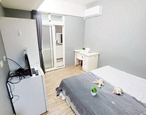 新光💕可寵🍎陽台獨洗曬🍎可租補💕逢甲 - Image 2