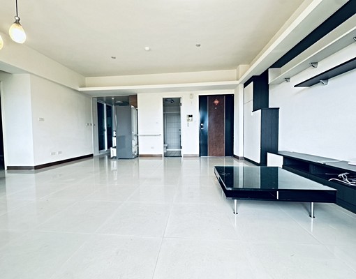 綠中海景觀三房+可抽籤車位/可租補~卓越團隊露露林 - Image 3