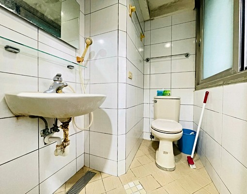 忠孝新生/華山/三創,新裝潢一房,有廚房,獨立洗,可寵 - Image 4