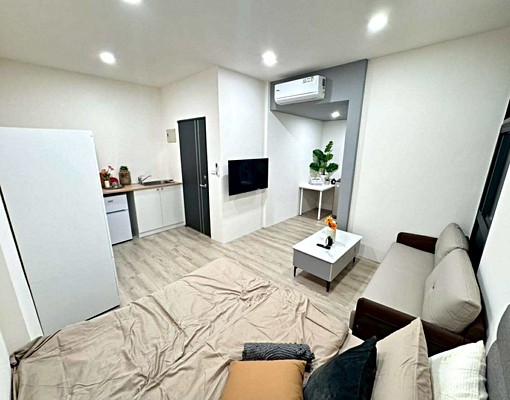 大同區👉全新裝潢👈寧夏夜市五分鐘🌟雙租補🌟垃圾代收 - Image 1