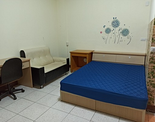 中華北路二段明亮優質陽臺大套房-可貓咪、租屋補助、獨立洗衣機 - Image 2