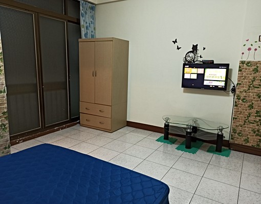 中華北路二段明亮優質陽臺大套房-可貓咪、租屋補助、獨立洗衣機 - Image 6