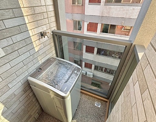 整棟全新完工🉑雙租補寵物一層四戶近一中街LALAPORT! - Image 7