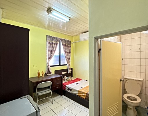 西屯路靜巷健康套房含光纖網路管理費水450電5夏6元多間可選 - Image 12