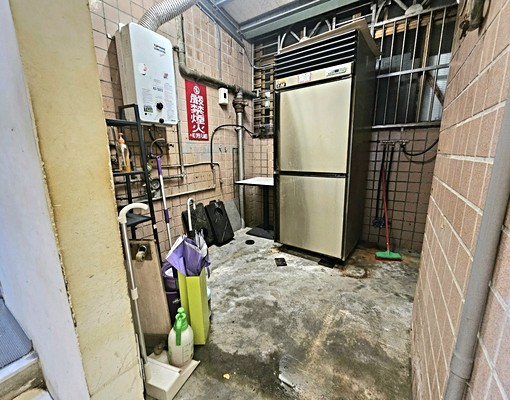 金門街~年輕人最愛ㄟ小店面 - Image 6