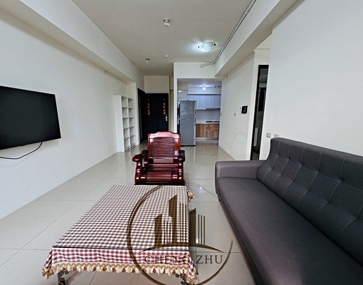 東區秀泰🔥湖濱新綻✨超大三房平車💎可寵物戶籍租補 - Image 1