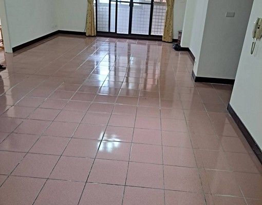 屋主自租可租補,三房近東海榮總有電梯,空屋出租 - Image 2