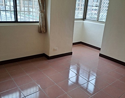 屋主自租可租補,三房近東海榮總有電梯,空屋出租 - Image 4