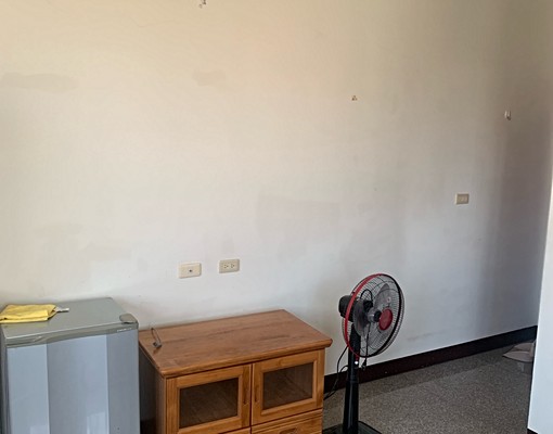 新屋國中大門旁> - Image 5