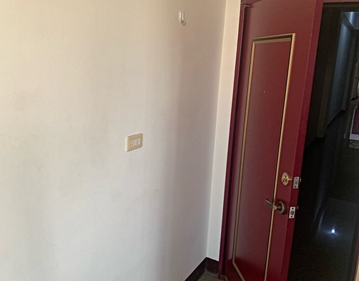 新屋國中大門旁> - Image 6