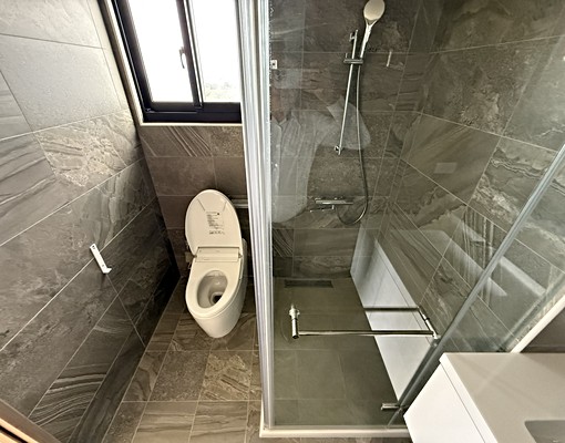 全新三房出租,價格有夠便宜,機會難得 - Image 8