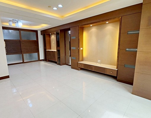 漢神巨蛋瑞豐商圈農16【麗緻四季】4房大平車 - Image 2