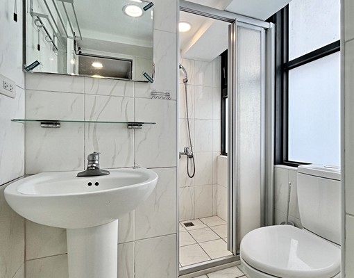 ✨可租補✨獨立陽台,洗衣機✨不用追垃圾車 - Image 8