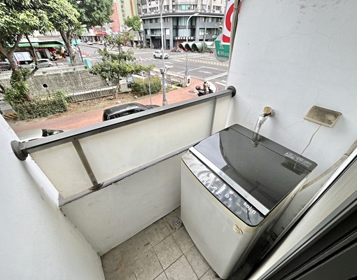 ✨可租補✨獨立陽台,洗衣機✨不用追垃圾車 - Image 11