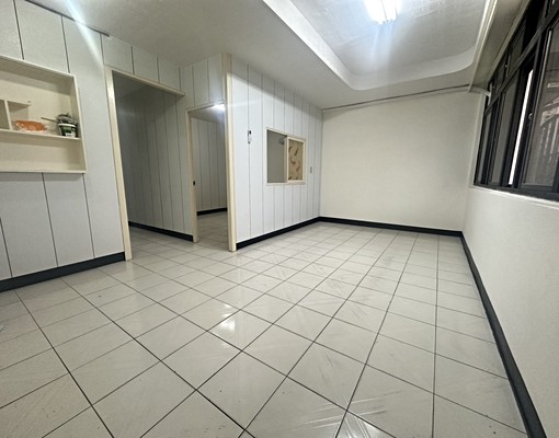 江子翠捷運公寓3房出租 - Image 1