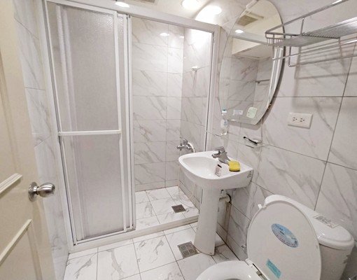 戶政商圈/學區溫馨美套房/可遷戶籍/可租補 - Image 7