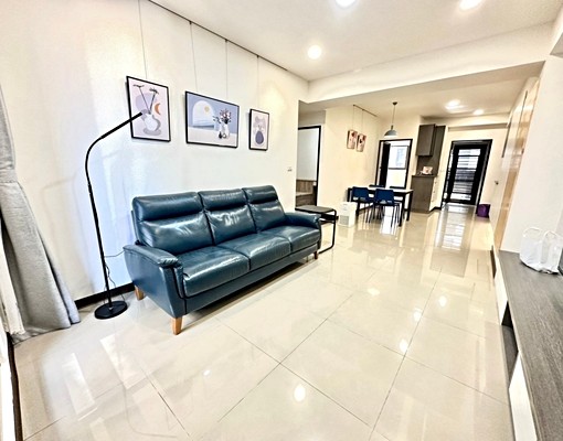 公園旁屋齡新高樓層3房平車 - Image 2