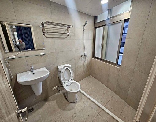 府中、免爬高獨洗租補報稅採光通風裝潢機能強 - Image 5