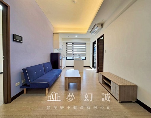 高鐵特區。兩房平車。可租補台水電 - Image 1