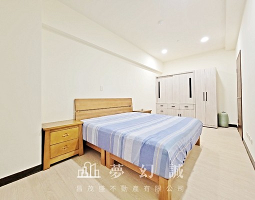 高鐵特區。全配兩房含管。可租補台水電 - Image 6