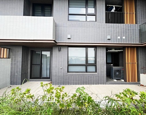 高鐵特區。全配兩房含管。可租補台水電 - Image 10