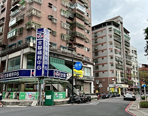 電梯套房/自租/採光好/捷運旁 - Image 6